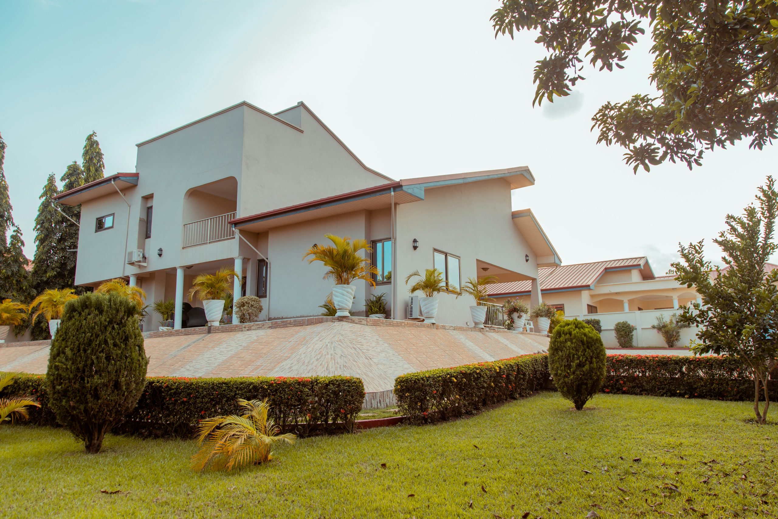 FEATURED LISTINGS tobias nii kwatei quartey vqwy2xlgk6q unsplash